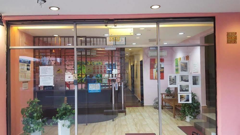 Oyo 172 Spring Hotel Kuala Lumpur Bagian luar foto